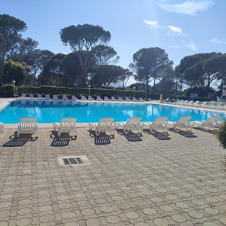 Charmant 2 Pieces Au Coeur Des Golfs De Saint Raphael 外观 照片